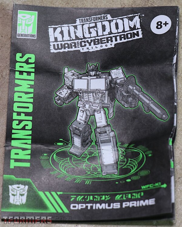 Transformers Kingdom Optimus Prime Core Class  (23 of 28)